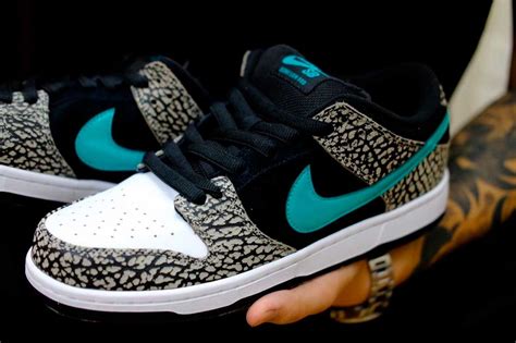 sb dunk low elephant